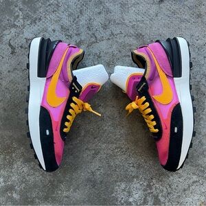 Nike Waffle One Active Fuchsia University Gold Sneaker Size W 7